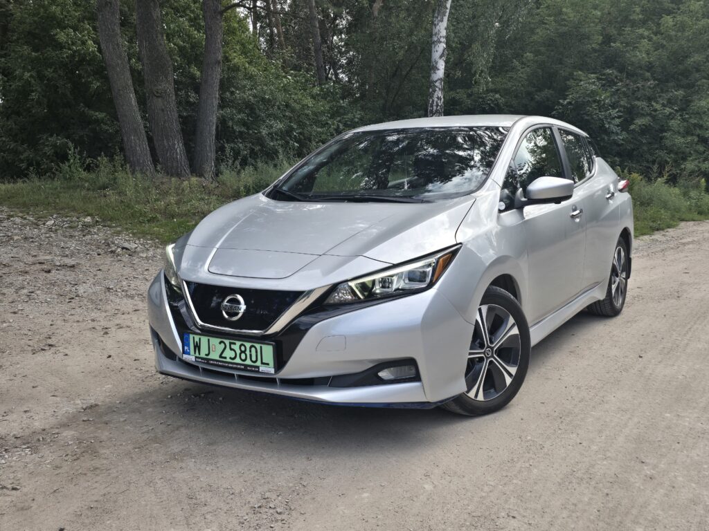 Nissan LEAF SV PLUS