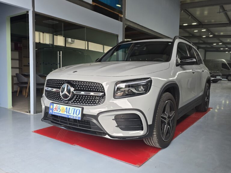 Mercedes-Benz GLB 200 AMG Line 7G-DCT – zdjęcie 1