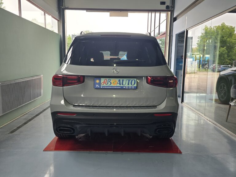 Mercedes-Benz GLB 200 AMG Line 7G-DCT – zdjęcie 4