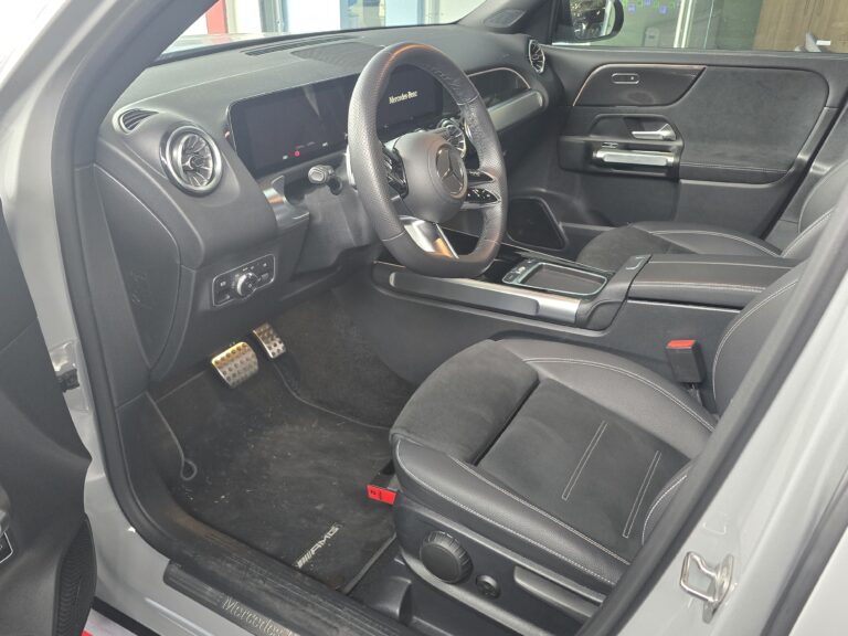 Mercedes-Benz GLB 200 AMG Line 7G-DCT – zdjęcie 5